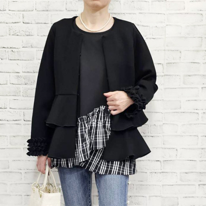 WINTER SALE】50%OFF＜ドットボタンペプラムダウンジャケット