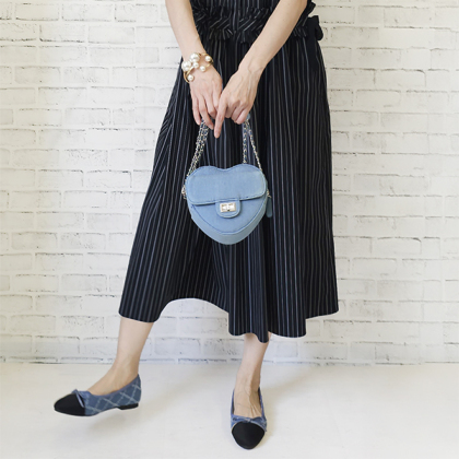 SELECT】デニムハートチェーンバック バッグ、ポーチ & LOVE CLOSET SELECT】デニムハートチェーンバック バッグ、ポーチ & LOVE CLOSET