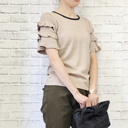 LUEUF (ルフ) | フリルプルオーバー (beige) | トップス フリル シンプル お洒落 LUEUF (ルフ) | フリルプルオーバー (beige) | トップス フリル