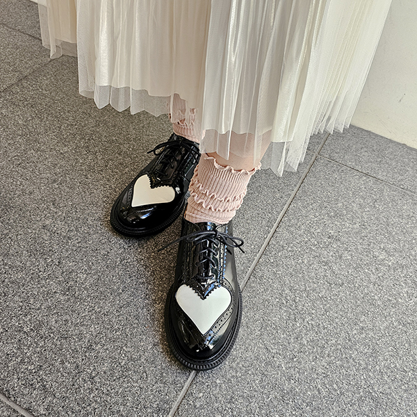 SELECT】ハートのレースアップシューズ シューズ ＆ LOVE CLOSET