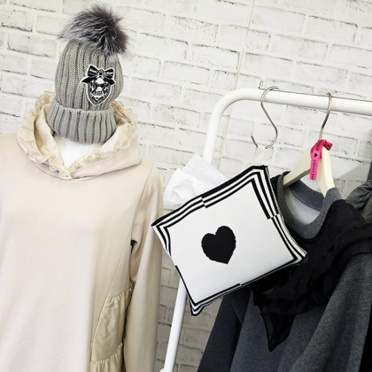 SELECT】ハート模様のニットティッシュカバー 小物 ＆ LOVE CLOSET