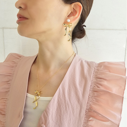 SELECT】フェミニンりぼんピアス ピアス、イヤリング ＆ LOVE CLOSET