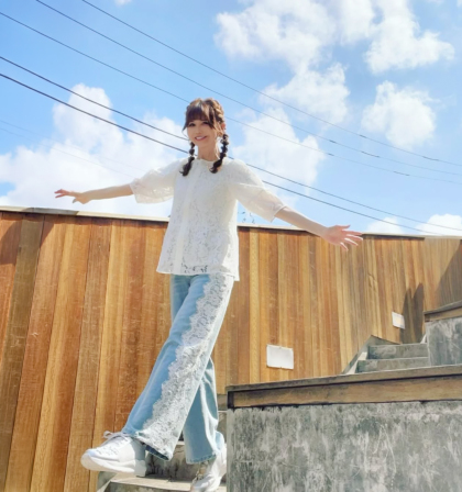 ランタンスリーブレースブラウス ブラウス、シャツ ＆ LOVE CLOSET
